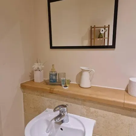 Spacious 1bed In Centre