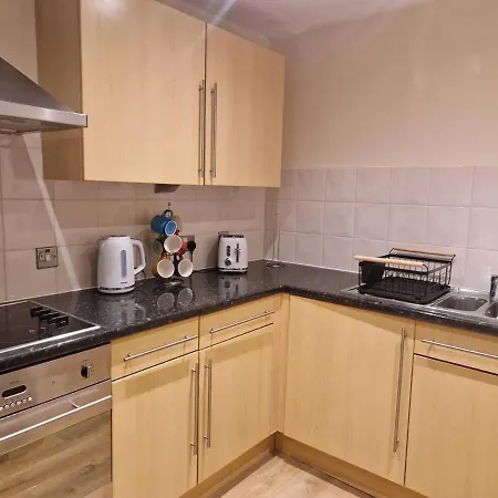Spacious 1bed In Centre ليدز